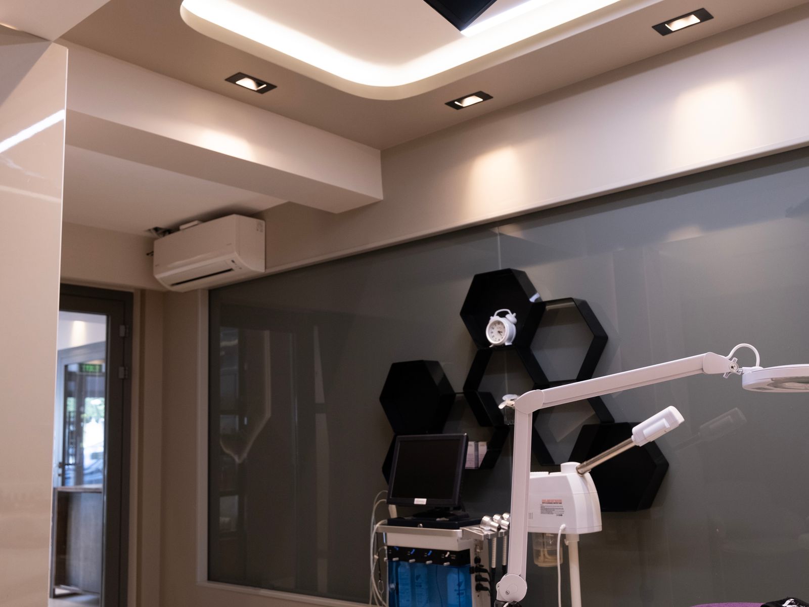 Equipos en una instalación clínica moderna